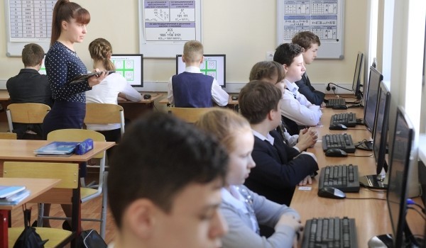 На ОГЭ зарегистрировались более 100 тыс. московских девятиклассников