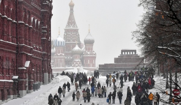 Аномально низкое давление и мокрый снег ожидаются в Москве 8 марта