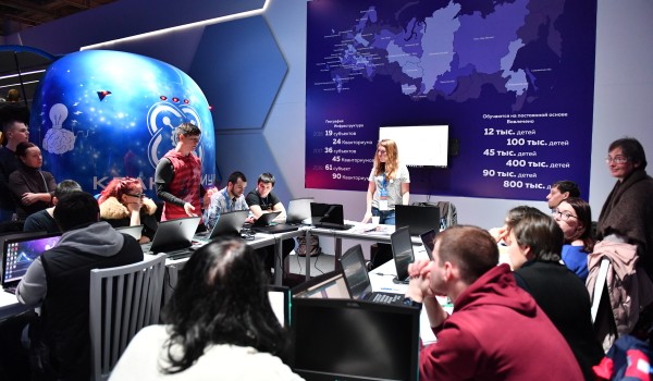 Московские школьники завоевали почти 50 дипломов на открытой олимпиаде по программированию