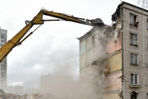 Лёвкин: Более 60 старых домов снесли по реновации в Москве с начала года