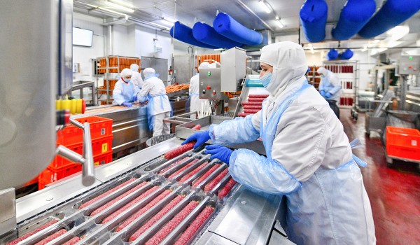 Ефимов: Производство колбасных изделий в Москве выросло почти на 10% в январе
