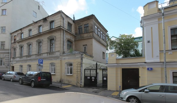 Фасад дома архитектора Эммануила Гамзе в центре Москвы отремонтируют