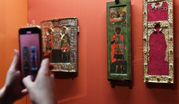 Третьяковская галерея планирует в апреле открыть выставку икон XIV-XIX веков