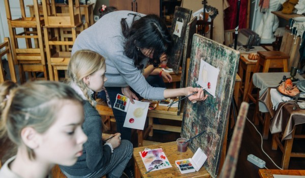 Около 20-30% воспитанников московских школ искусств поступают в творческие вузы по специальности