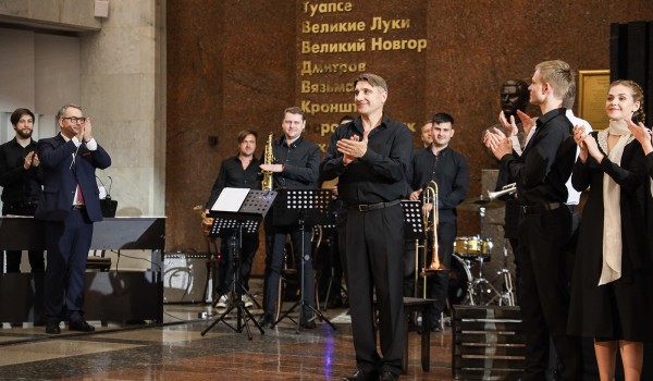 Более 100 спектаклей и концертов подготовили московские театры к 9 Мая
