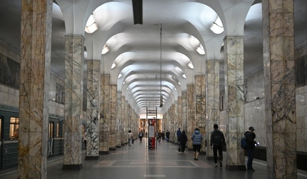 В Москве перезапустили проект «Экскурсии в метро»