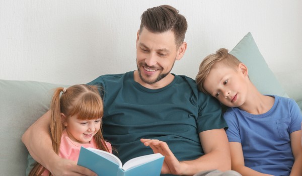 Буклет «Метр с книжкой» поможет родителям привить детям любовь к чтению