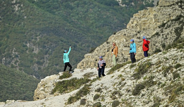 Турсервисы отметили рост спроса на летние поездки в Дагестан