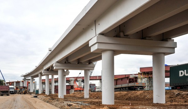 Четыре автомобильных моста построят в Москве в 2023 году