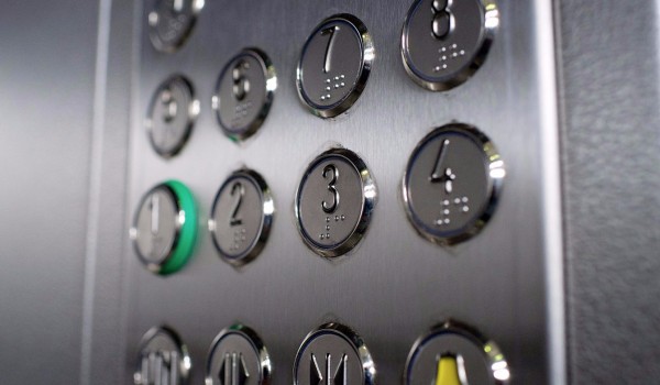 Москомстройинвест: Девелопер завершил установку лифтов в последнем жилом корпусе ЖК «Рассказово»
