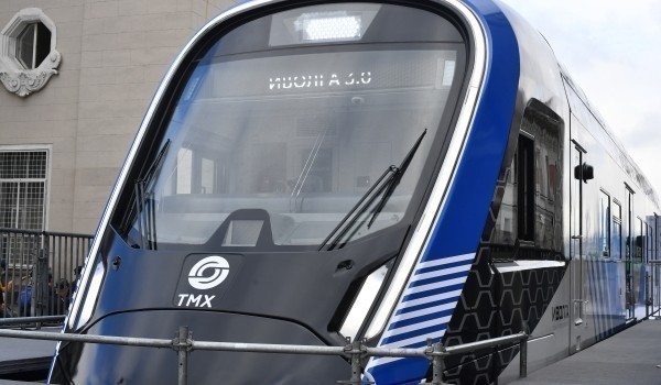 Полностью обновить поезда на МЦД-4 планируется к 2025 году