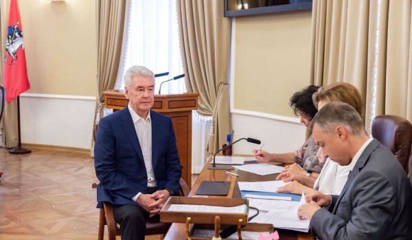 Собянин подал в МГИК подписи муниципальных депутатов в поддержку своего выдвижения