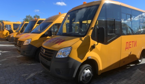 ГИБДД в Москве с начала года обеспечила безопасное сопровождение 139 колонн автобусов с детьми