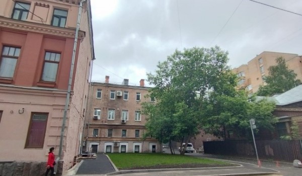В районе Арбат благоустроили освобожденную от самостроя территорию