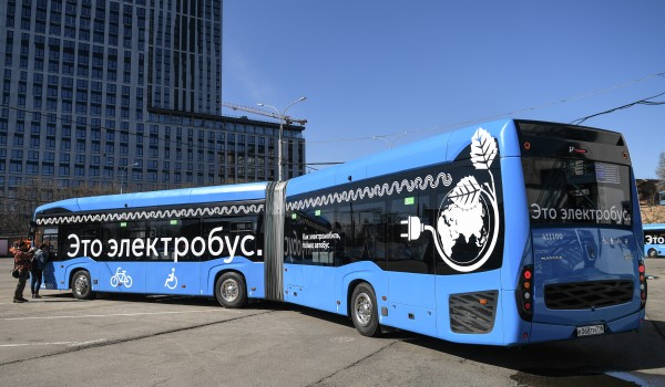 Билеты у 5,5 млн пассажиров проверили контролеры в общественном транспорте Москвы в январе-июне