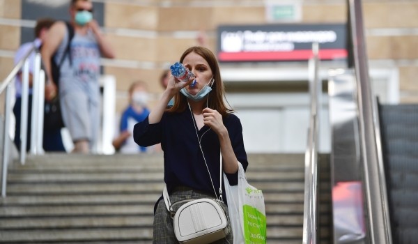 ЦППК в вечерний час пик раздаст пассажирам питьевую воду из-за жары в Москве