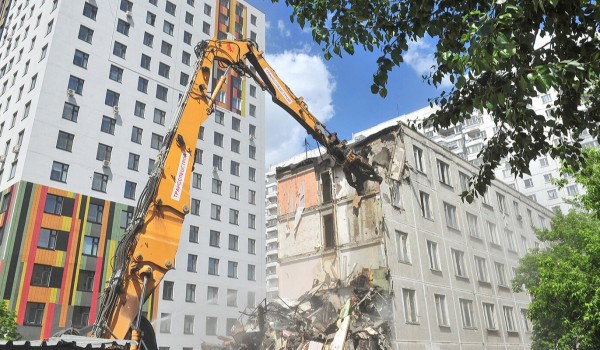 Шестую пятиэтажку снесли в Лосиноостровском районе в рамках программы реновации