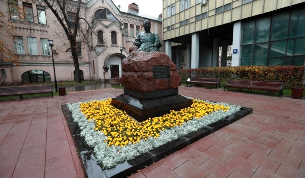 Памятник выдающемуся хирургу Александру Вишневскому отреставрируют