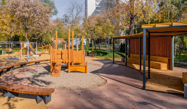 Собянин: В этом году в Москве благоустроили более 1,6 тыс. столичных дворов