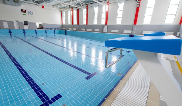 Мосгосстройнадзор проверил ход строительства физкультурно-оздоровительного комплекса с двумя бассейнами в Гольянове