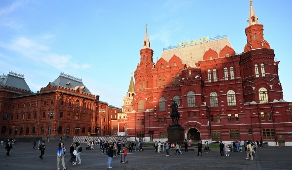 Свыше 400 экспонатов представят на выставке «Петергоф. Сокровища российской императрицы» в столице