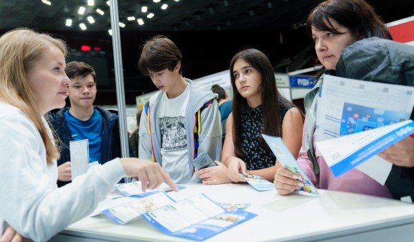 Более 9 тыс. школьников Челябинска познакомились с образовательным проектом «Город открытий»