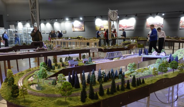 Москвичей пригласили на выставку железнодорожных макетов и моделей в Музей гаража