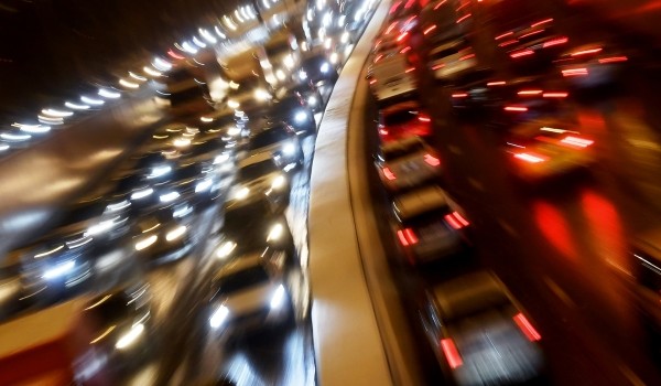 Автомобилистов предупредили о вечерних затруднениях движения в городе