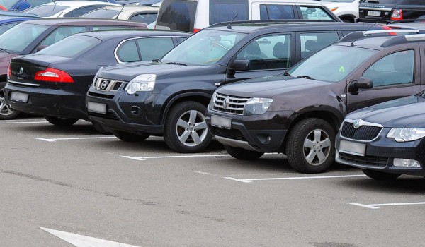 Горожане смогут приобрести абонементы на перехватывающей парковке в Митине