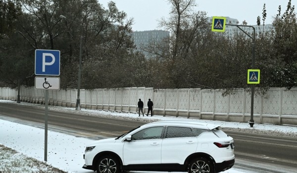Свыше 100 парковочных мест организовали в городе за последние два месяца