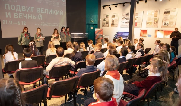 Литературно-музыкальную композицию о Битве за Москву представили в Музее Победы