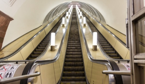 Эскалатор на станции метро «Боровицкая» закроется на ремонт с 18 декабря