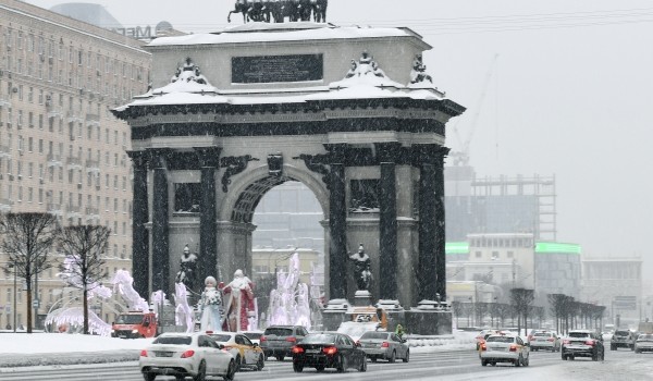 Средняя скорость движения на дорогах столицы превышает 20 км/ч в условиях снегопада