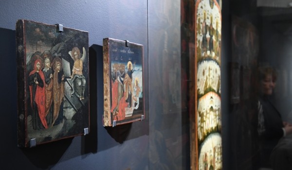 Уникальные иконы семьи Романовых покажут в Музее Андрея Рублева в Москве