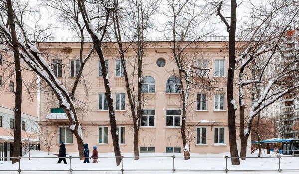 Москва выставила на торги трехэтажное здание рядом со станцией метро «Первомайская»