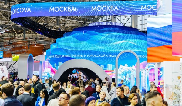 Свыше 120 выступлений и мастер-классов проведено за два месяца на выставке «Россия» в пространстве Москвы