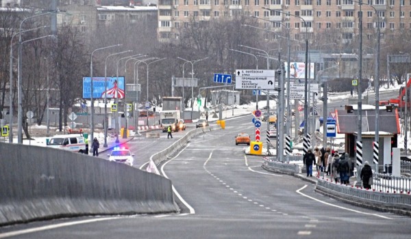 Дорожный патруль ЦОДД помог более 100 водителям за минувшие сутки