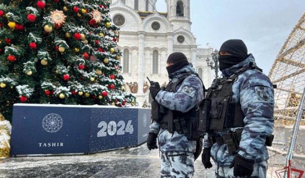 Свыше 13,5 тыс. росгвардейцев обеспечивали безопасность в период новогодних праздников в столице