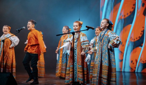 Собянин: В Москве работает более 900 культурных центров