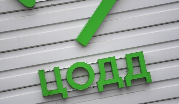 Свыше 140 автомобилей отбуксировали с проезжей части за прошедшие сутки