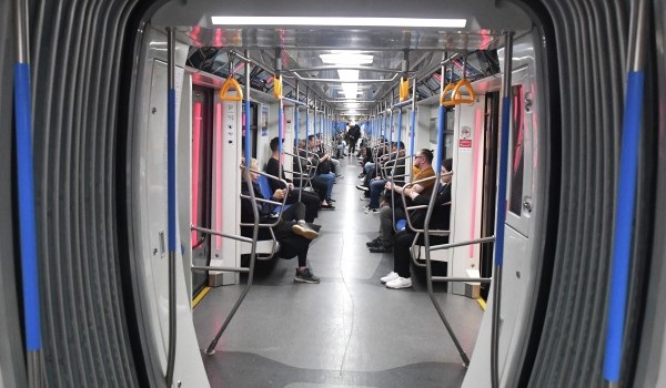 Собянин: Около 1,2 млн пассажиров перевозит в будни Кольцевая линия метро