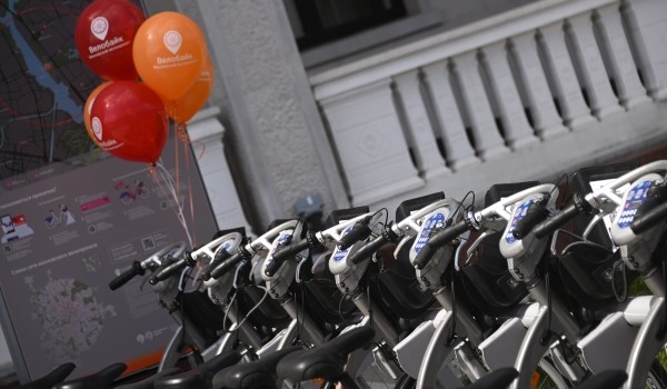 Станционные велосипеды городского проката начали устанавливать в столице