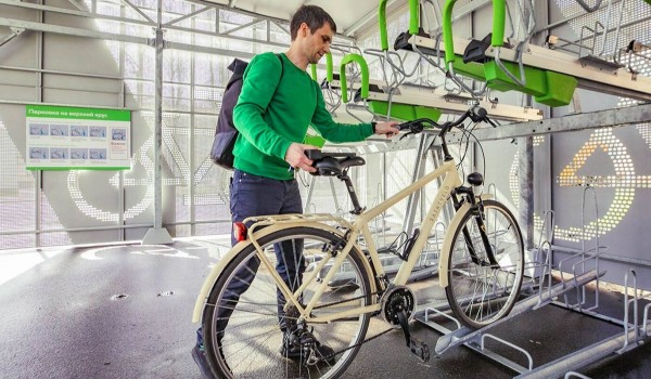 Дептранс: 10 новых крытых велопарковок открылось в Москве
