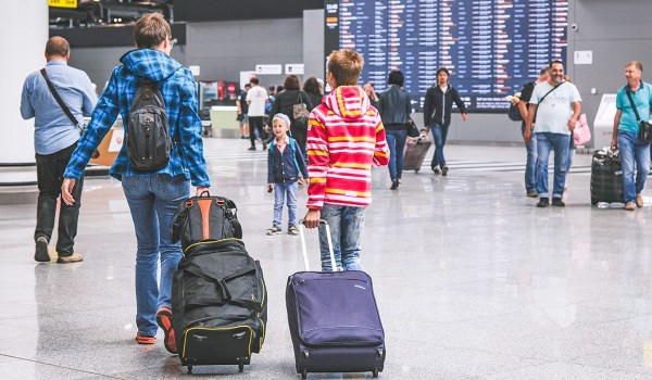 Свыше 15,8 млн пассажиров воспользовались столичными аэропортами в этом году