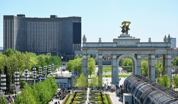 НИУ ВШЭ: Около 60% москвичей считают достаточным количество соцобъектов в городе