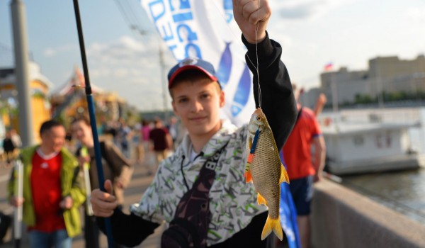 Фотоконкурс, рыбалка и карнавальный заплыв ждут участников фестиваля «Москва — на волне. Рыбная неделя»