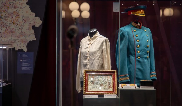 Раритеты героев Беларуси представили на выставке в Музее Победы