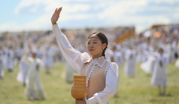13 июля — якутский национальный праздник Ысыах в «Коломенском»