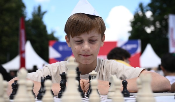 Мастер-классы к Международному дню шахмат проведут Дворцы и центры творчества столицы