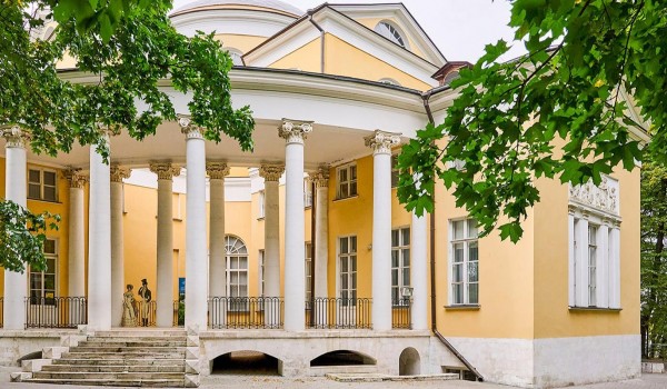 Собянин: Началась реставрация фасадов в уникальной усадьбе XVIII–XIX веков